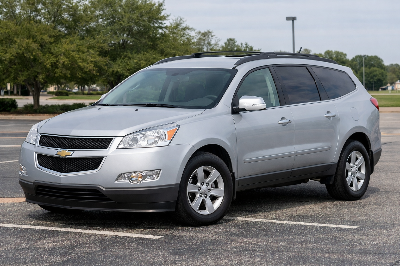 2012 Chevrolet Traverse LS — 3rd row seat, runs but needs work