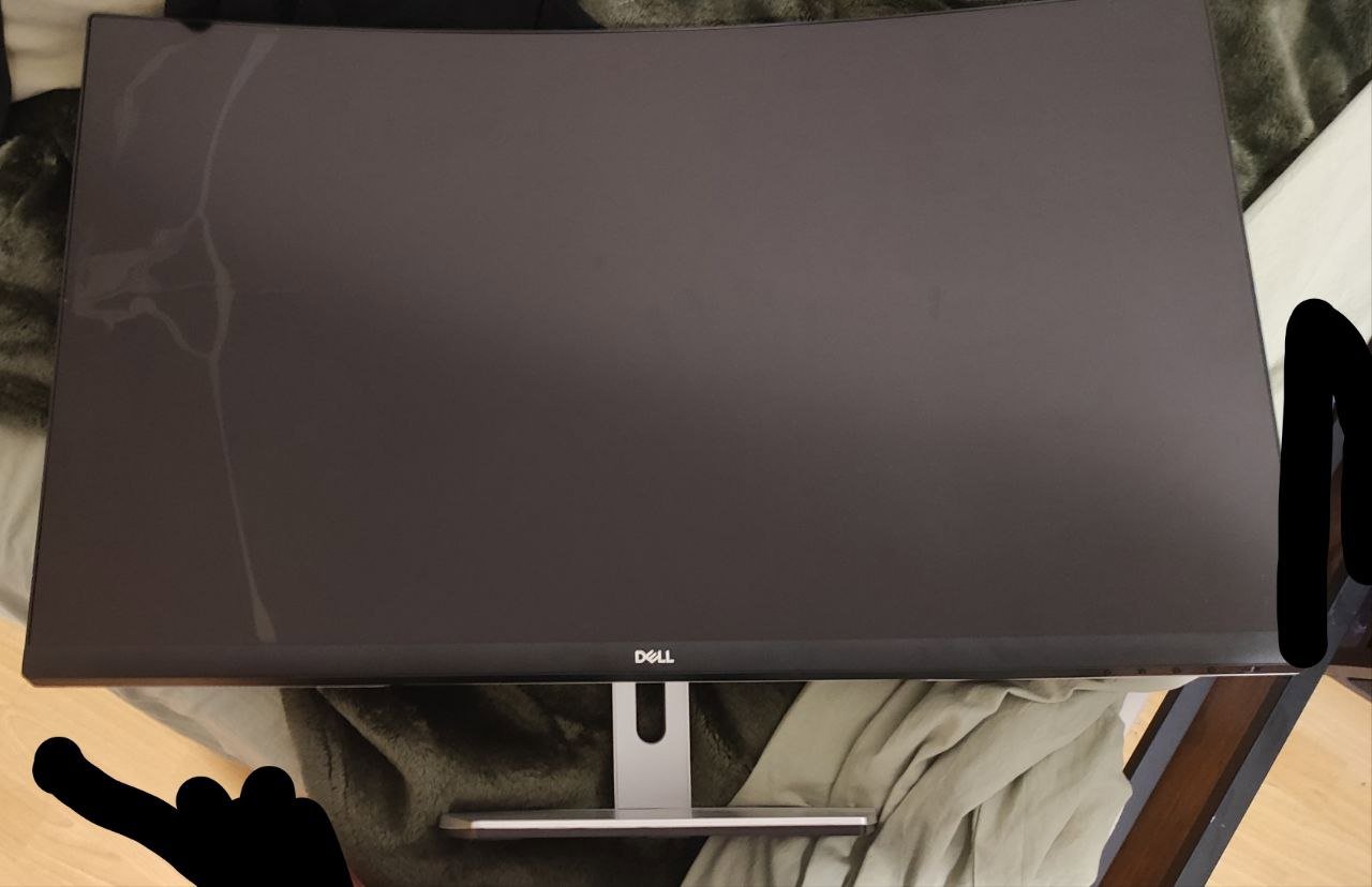 DELL 32" monitor cracked