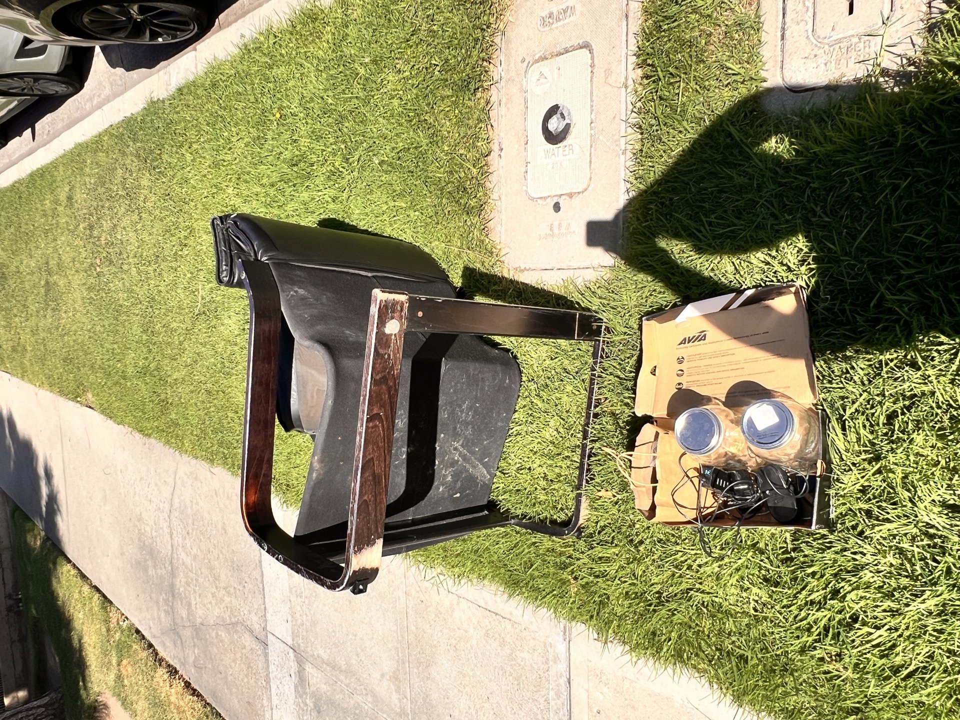Free mouse cable for curbside pickup