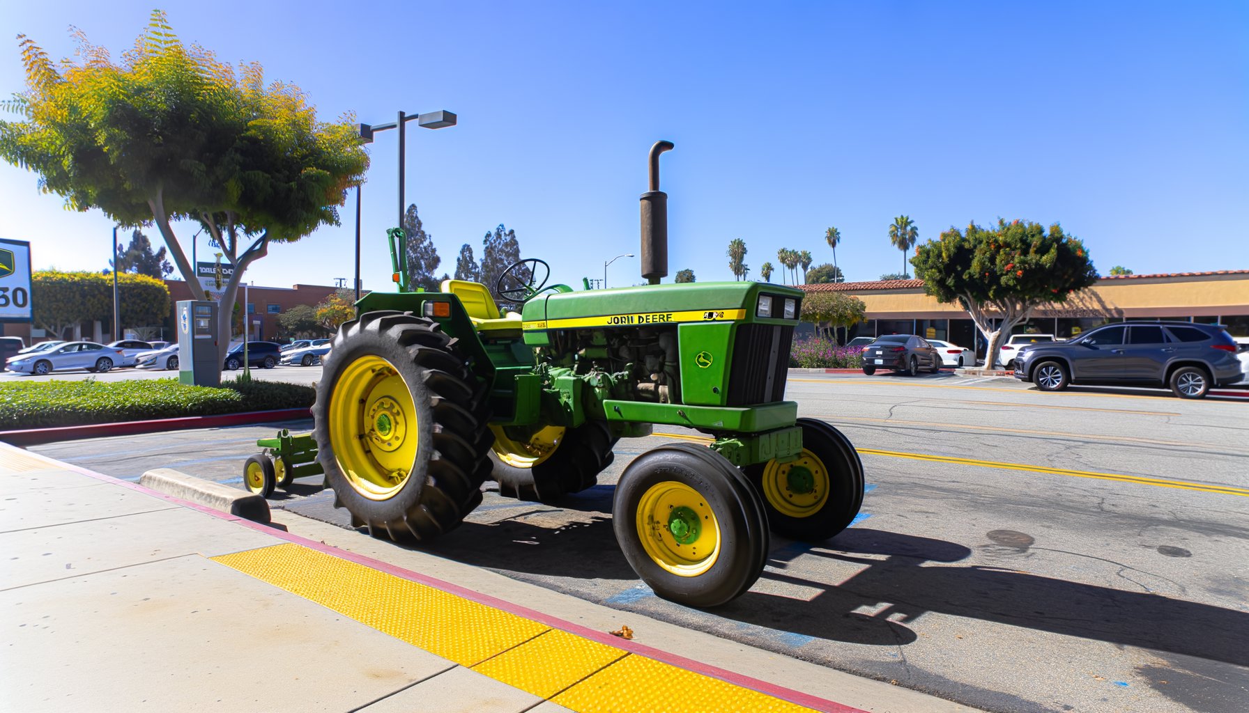 John Deere 5075E tractor for sale in Burbank